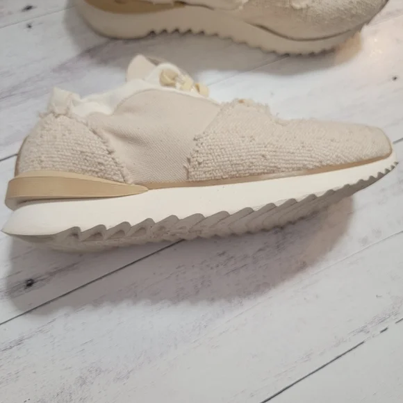 Andia Fora, Ruffle, Mellow Bianca, Size 40 (81/2-9) - Picture 5 of 9